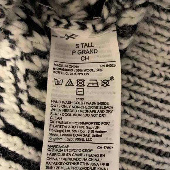 GAP Wool-Blend Fringe Crewneck Sweater - Picture 5 of 5